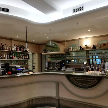 Albergo Villa Eva Costermano Ngoại thất bức ảnh