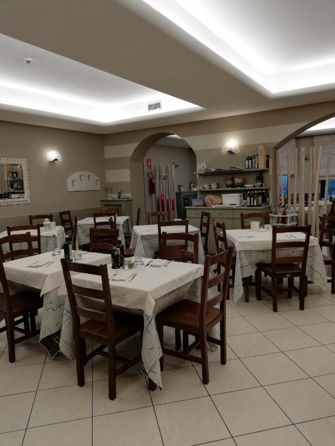 Albergo Villa Eva Costermano Ngoại thất bức ảnh